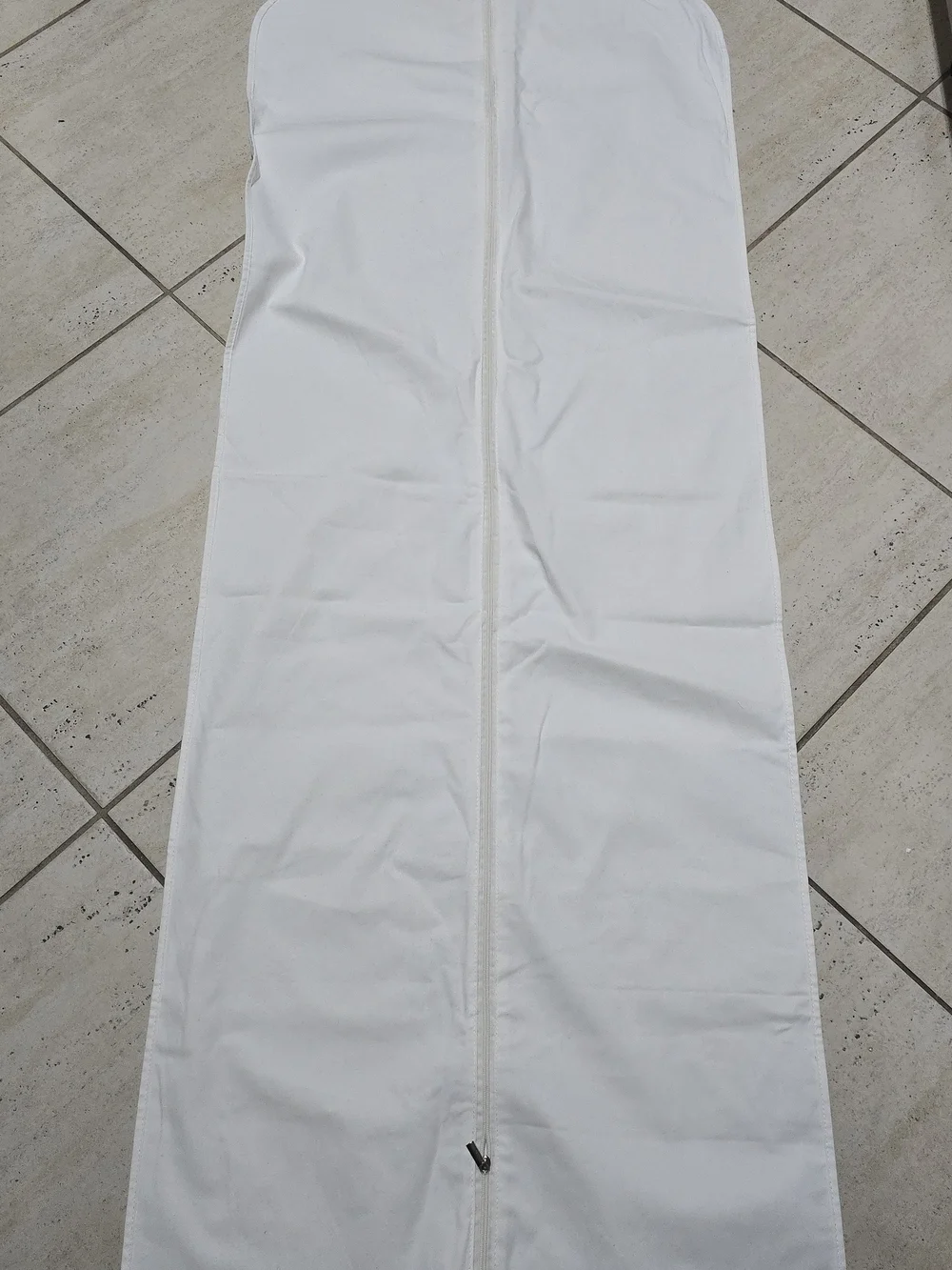 Ducie garment bag
